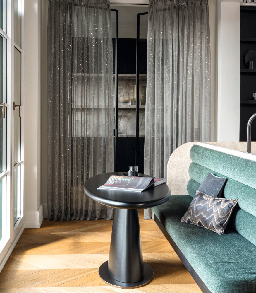 Jab Glittery 800×1000