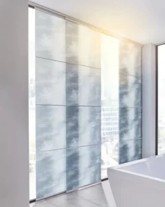 Moderne Flächenvorhänge in neutralen Tönen – stilvolle Fensterdekoration von Bielitza Raumausstattung